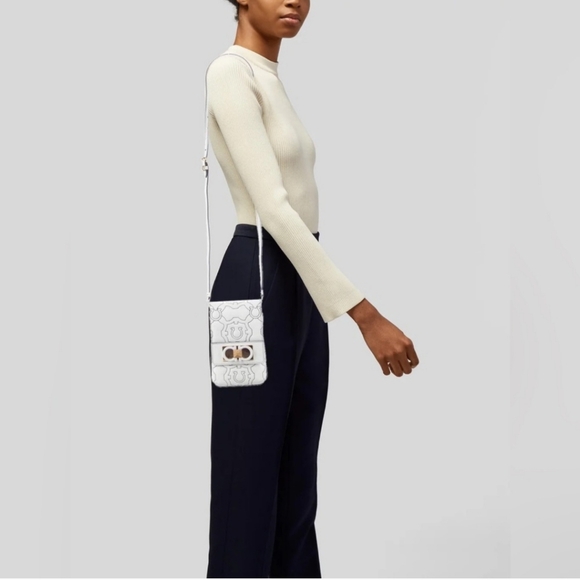 Limited Edition Salvatore Ferragamo Iconic shoulder/crossbody bag - Picture 5 of 16